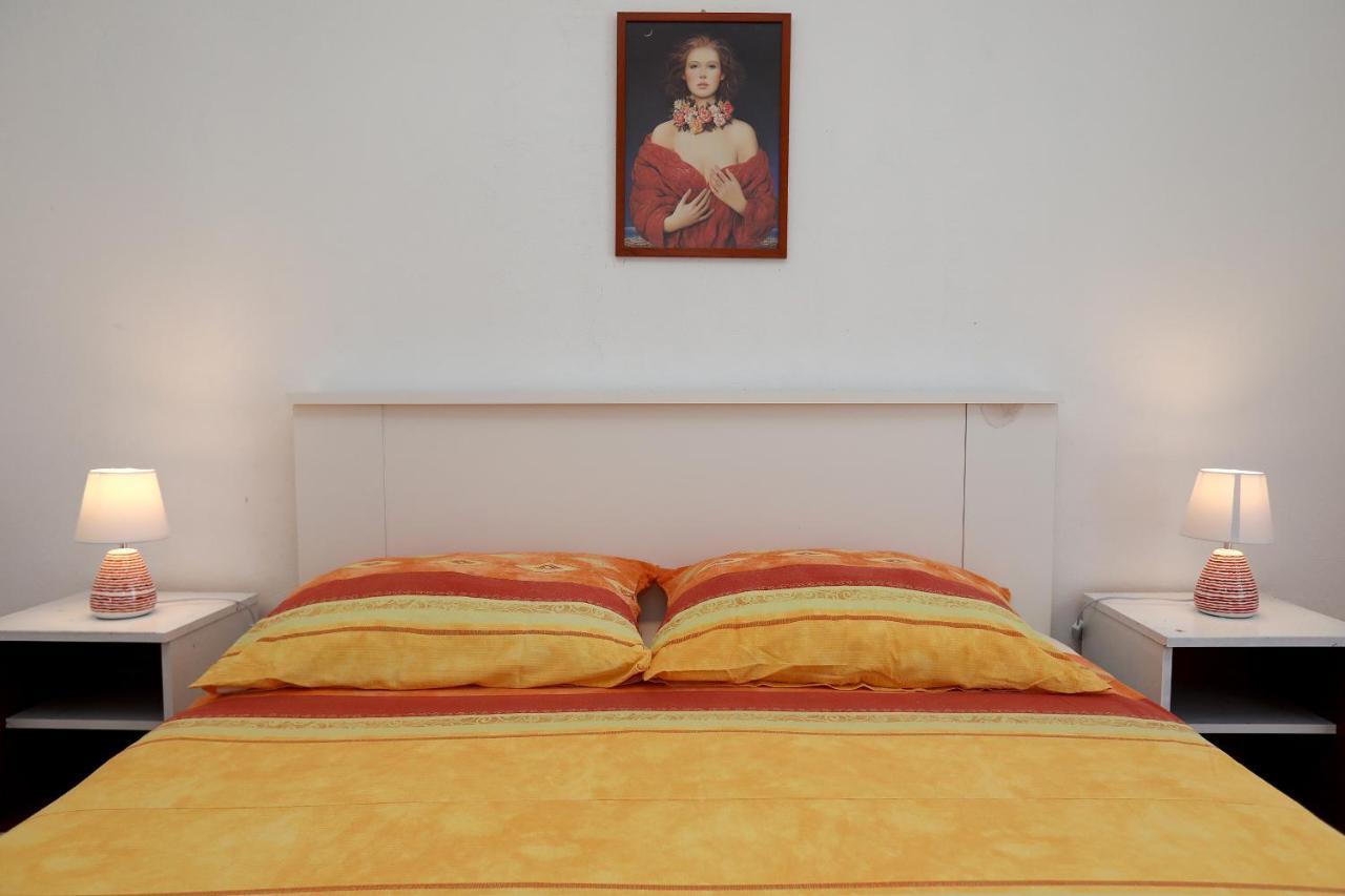 Apartman Karaga Trogir Ngoại thất bức ảnh