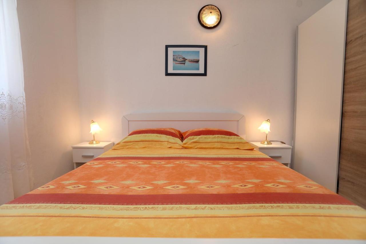 Apartman Karaga Trogir Ngoại thất bức ảnh