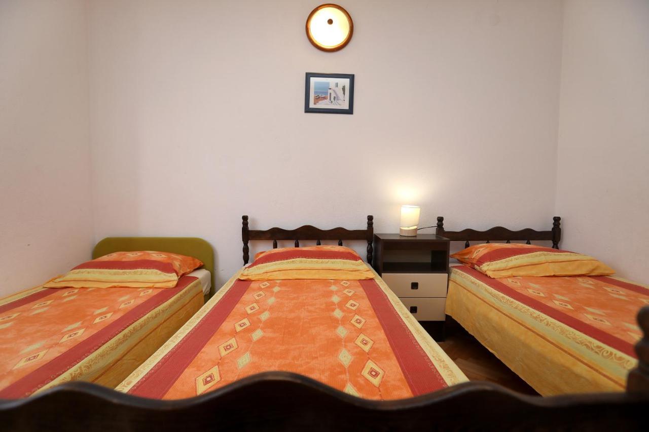 Apartman Karaga Trogir Ngoại thất bức ảnh